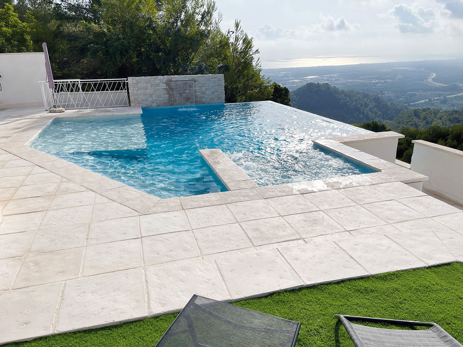 fuente-piscina-verniprens